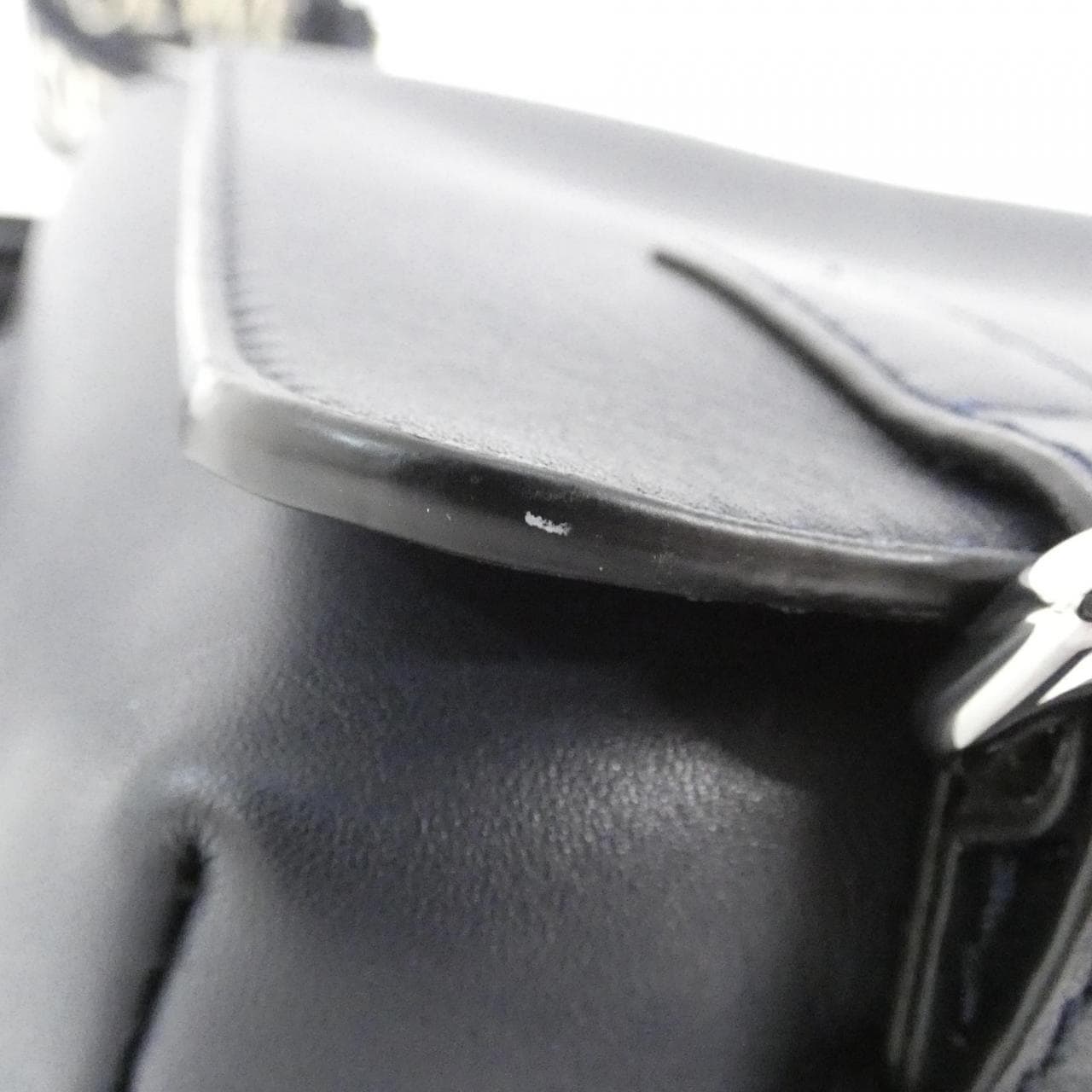 ロエベ ミリタリー メッセンジャー XS B553A72X21 ショルダーバッグ