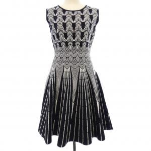 アナイ ANAYI ANTONINO VALENTI ワンピース