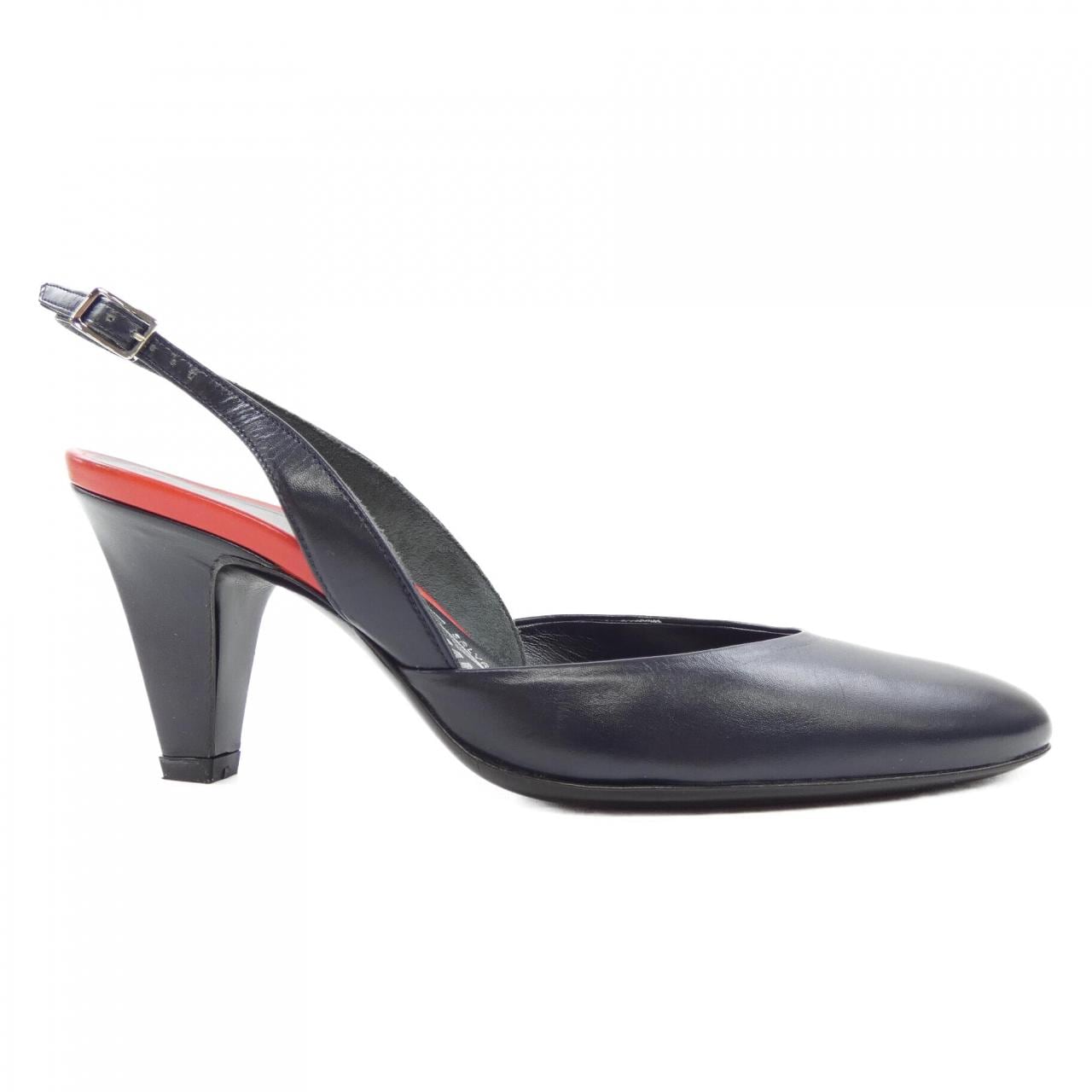 サルヴァトーレフェラガモ SALVATORE FERRAGAMO パンプス