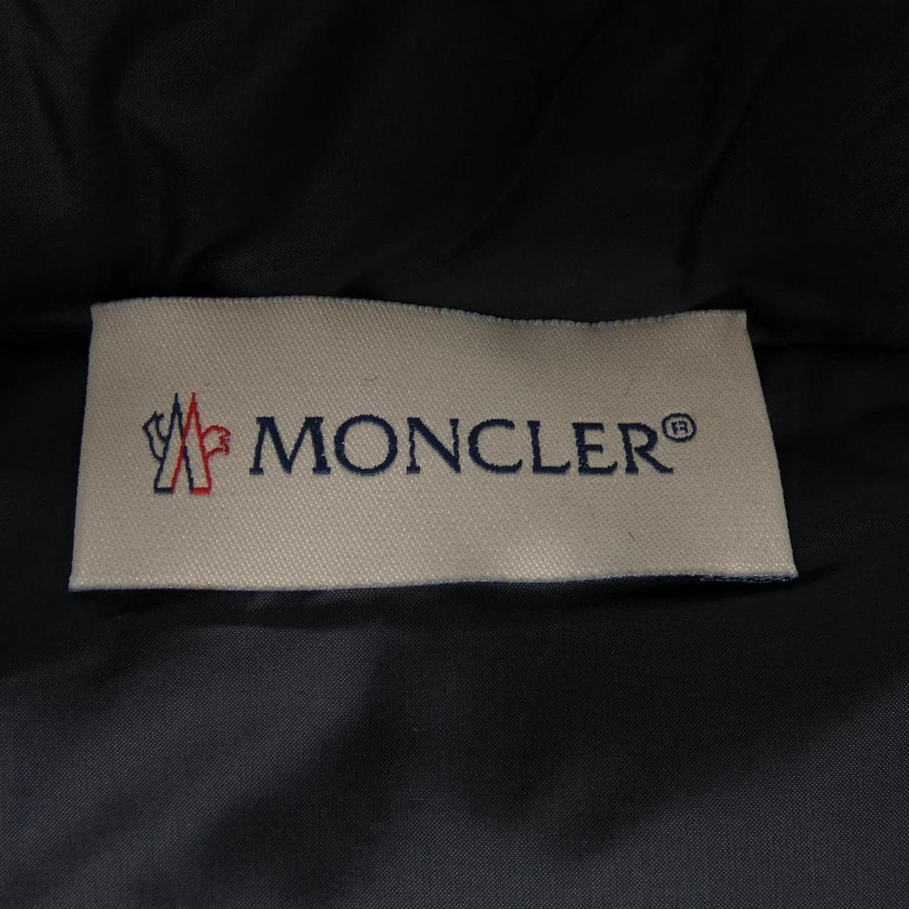 モンクレール MONCLER ダウンジャケット