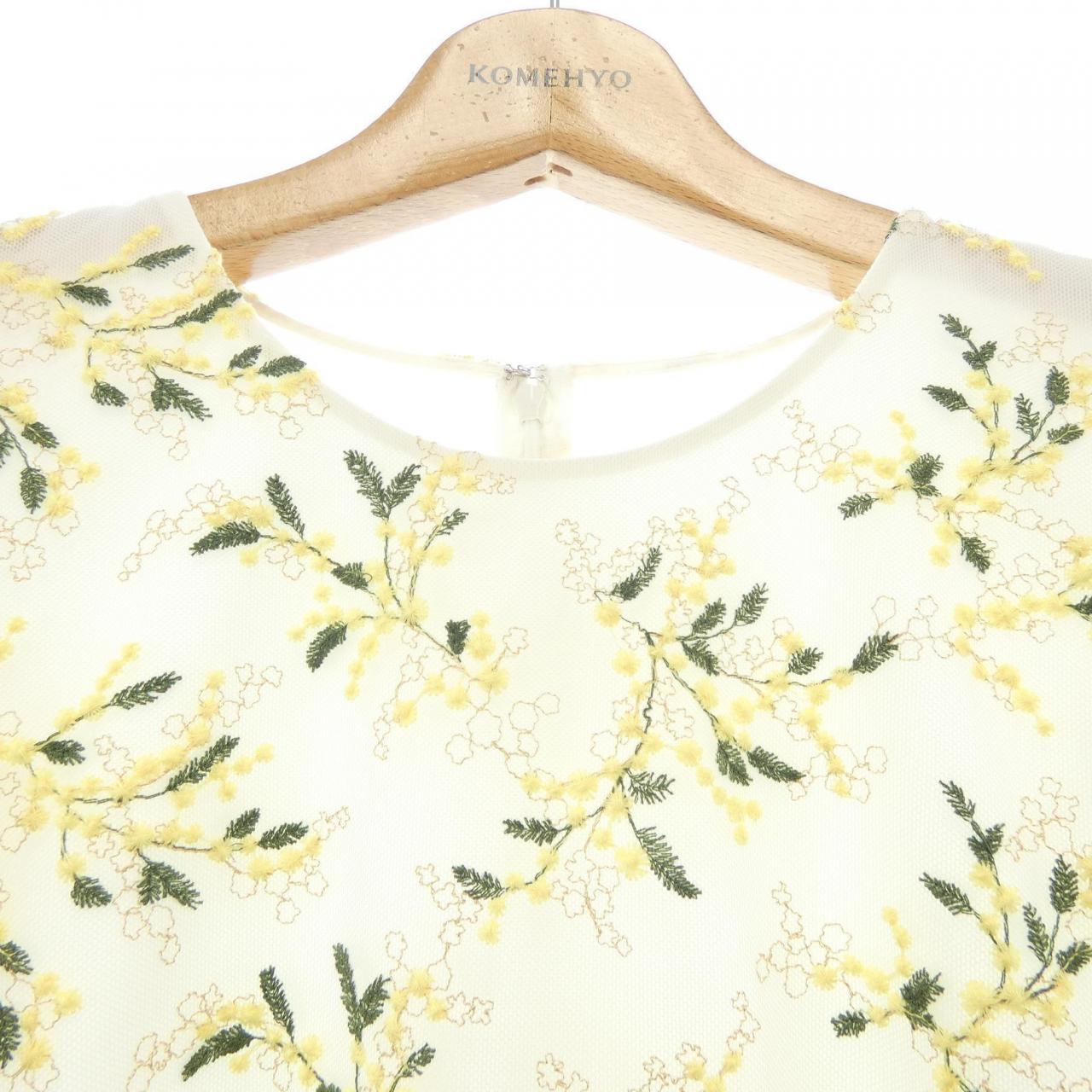TO BE CHIC TO BE CHIC Tops