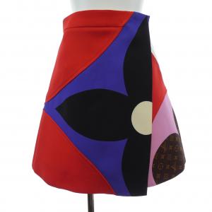 ルイヴィトン LOUIS VUITTON ゲームオンヴァイブラント FKSK94ZZM スカート