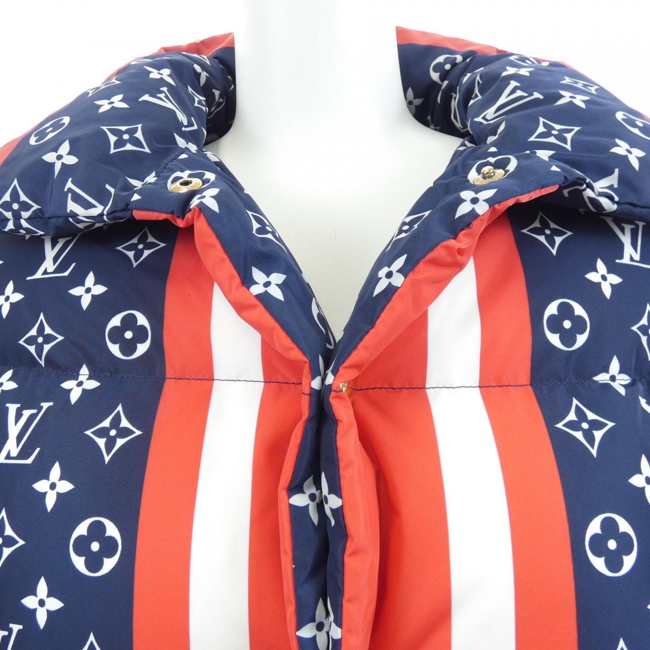 ルイヴィトン LOUIS VUITTON FQOW16CYA ダウンジャケット