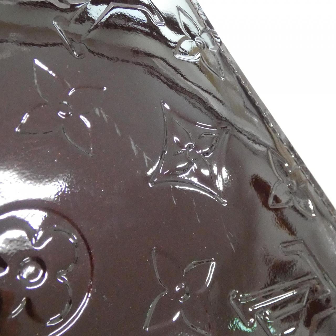 ルイヴィトン ヴェルニ ジッピー ウォレット M90416 財布