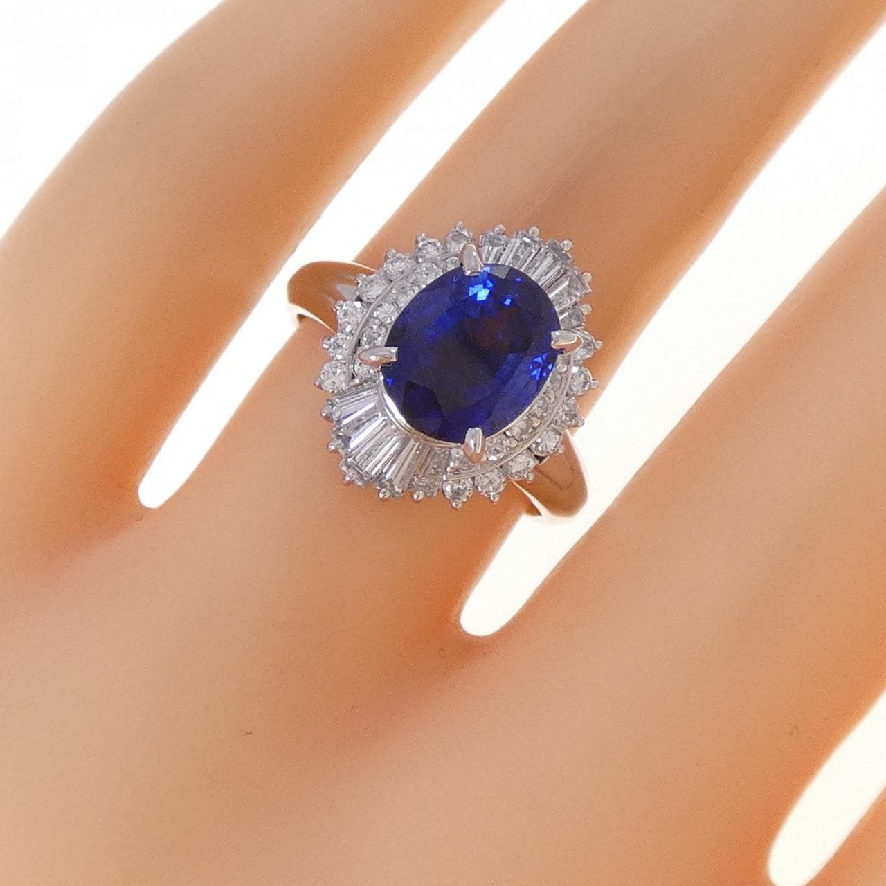 PT900 サファイヤ リング 2.64CT