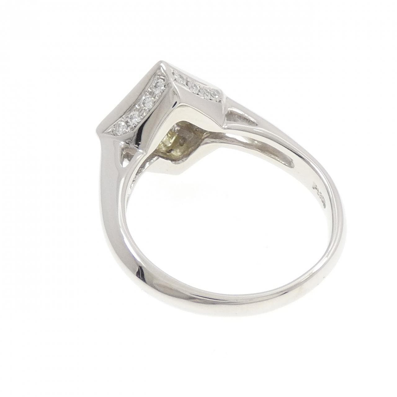 PT900 ダイヤモンド リング 2.31CT