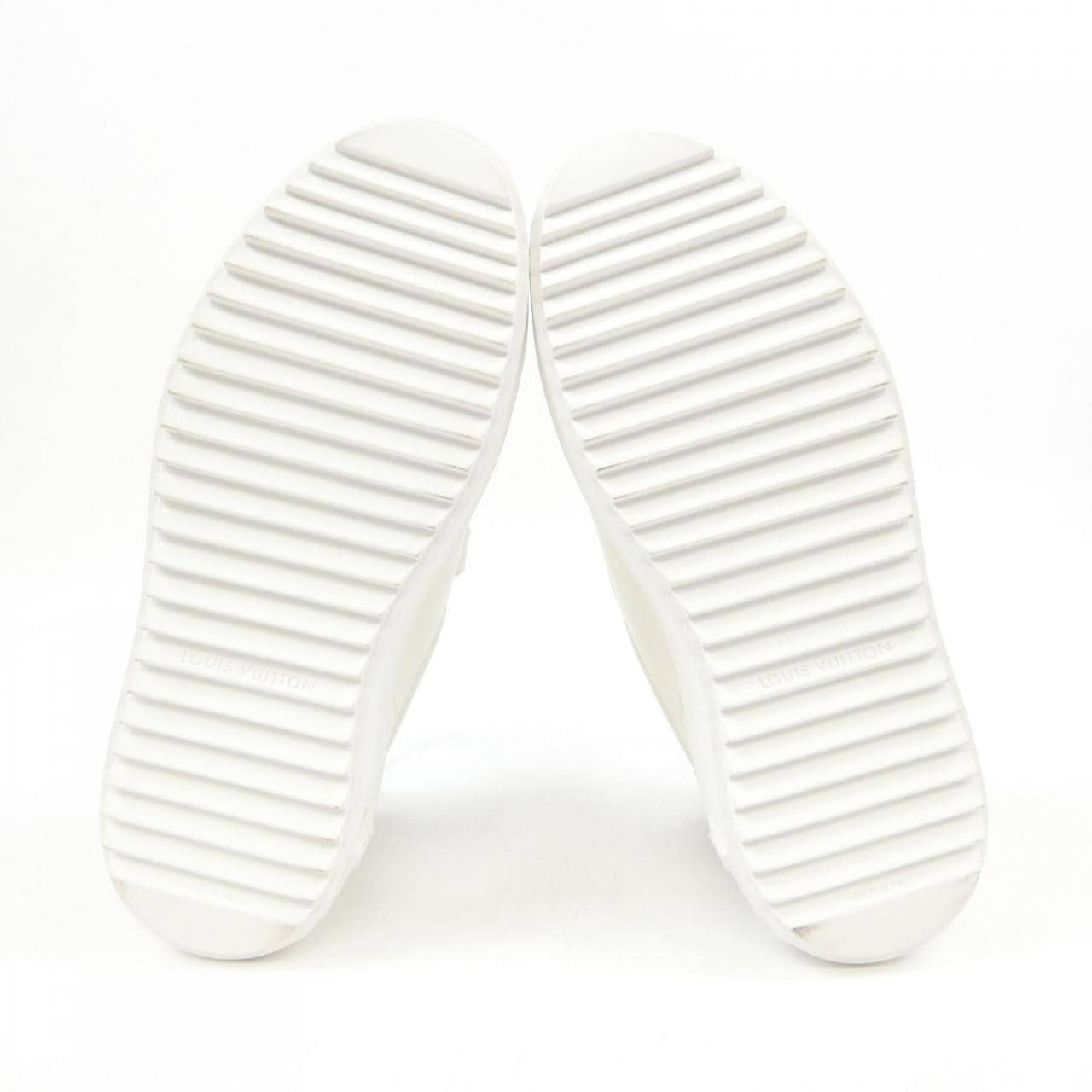 ルイヴィトン LOUIS VUITTON タイムアウトライン スニーカー