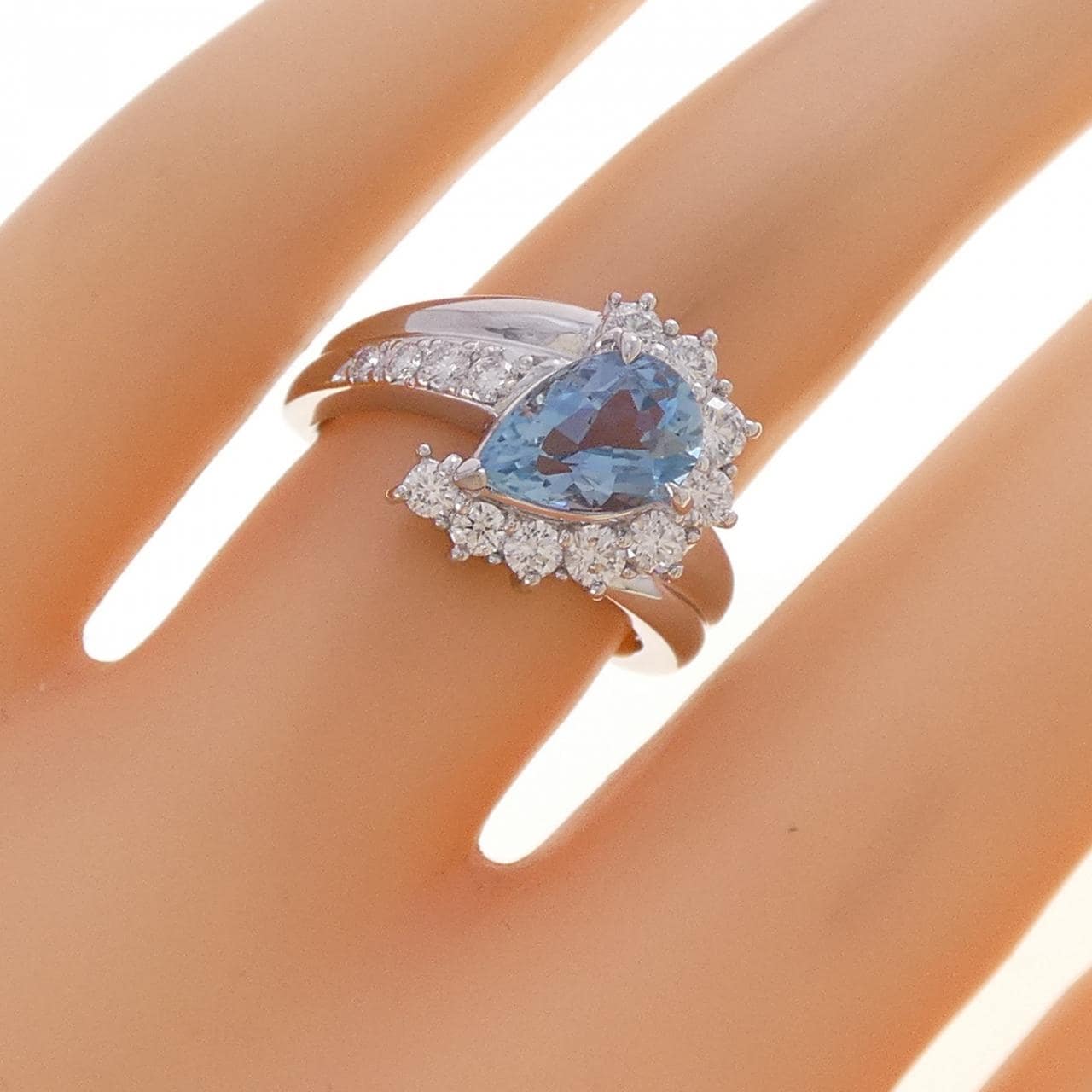 ポーラ アクアマリン リング 0.90CT