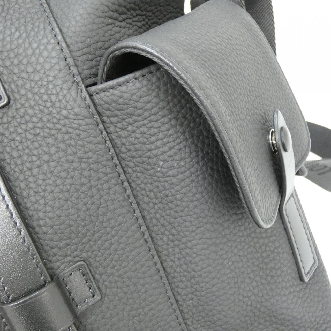 LOUIS VUITTON Taurillon Christopher 托特包 M58479 包