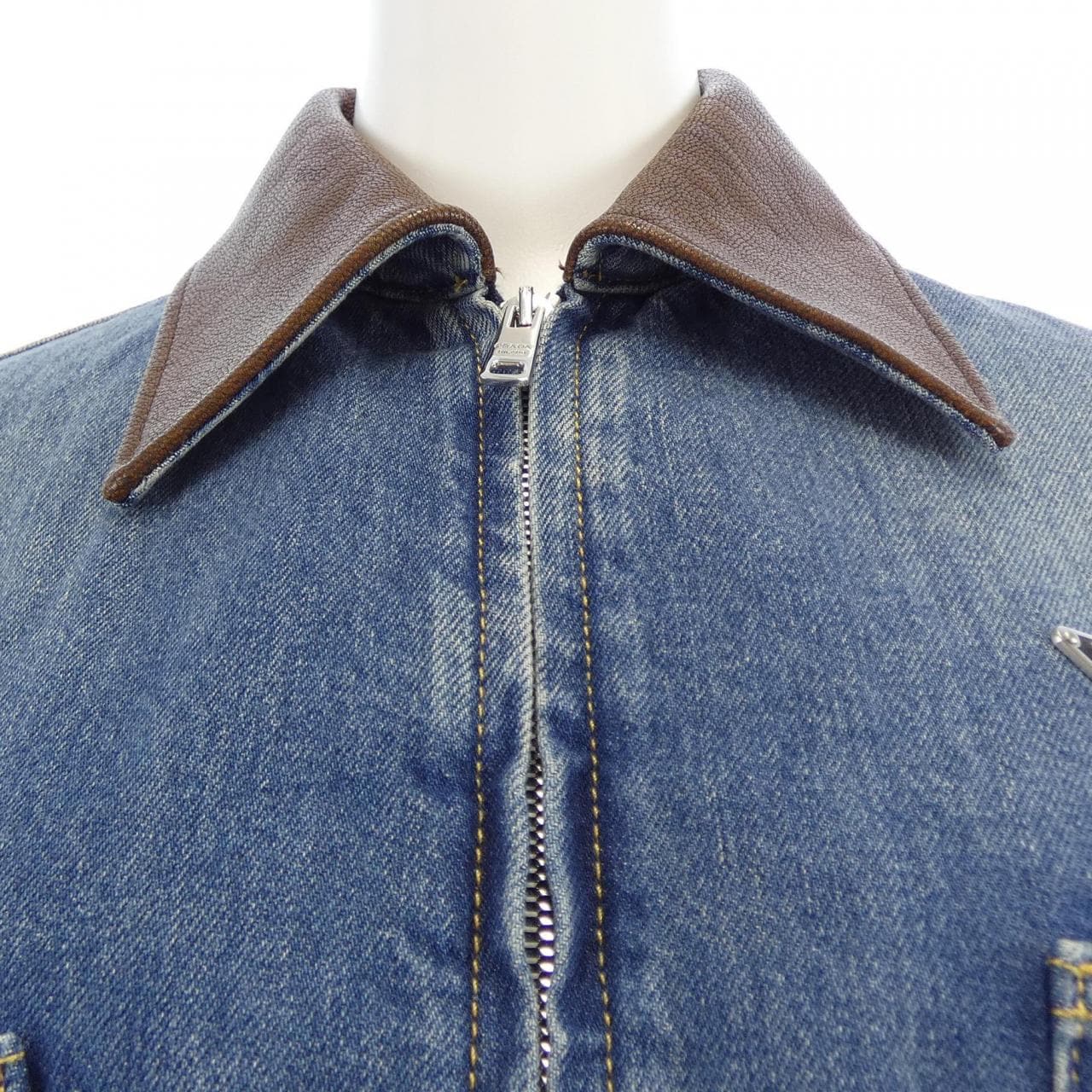 プラダ PRADA クロップド デニムジャケット トライアングルロゴ GFB327 SOOO 16PK デニムジャケット
