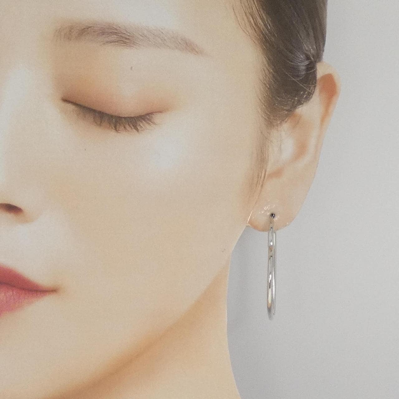 K10WG ハート フープ ピアス