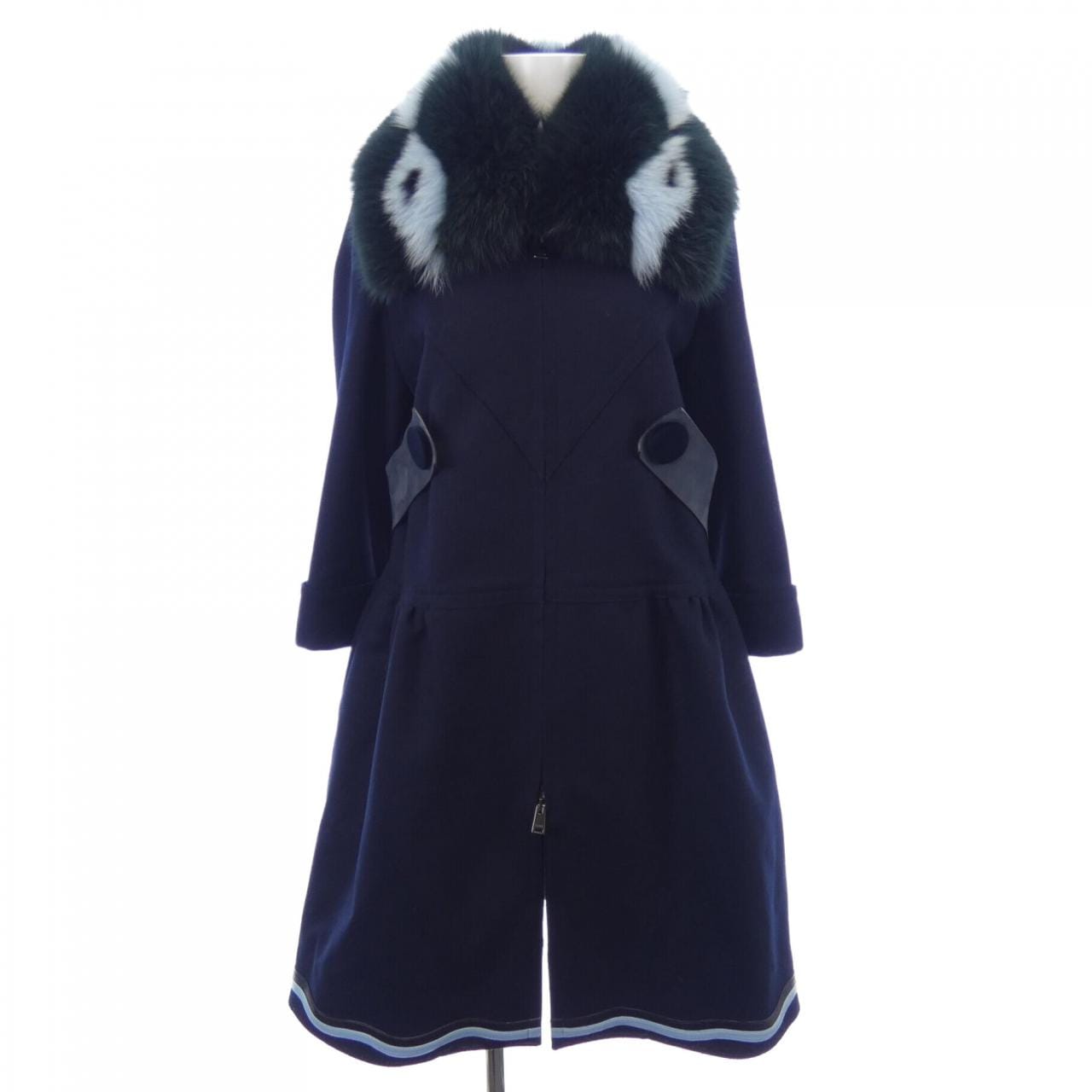 フェンディ FENDI FF8246 6BZ コート