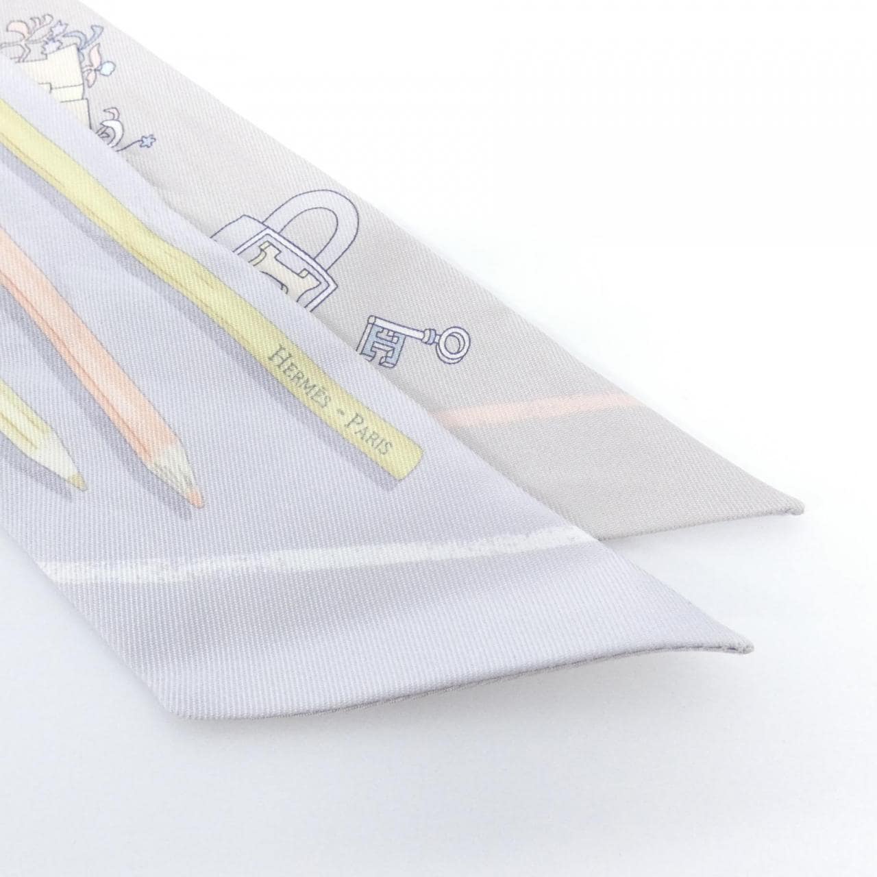 エルメス A VOS CRAYONS ET CARRE ツイリー 064221S スカーフ