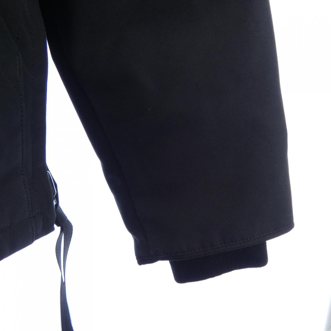 カナダグース CANADA GOOSE ダウンジャケット