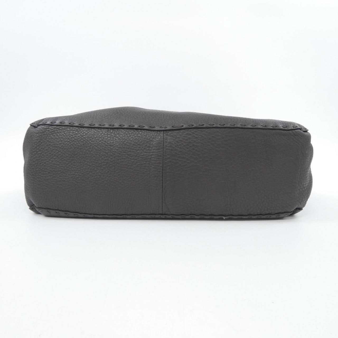 エンリーベグリン HENRY BEGUELIN BAG