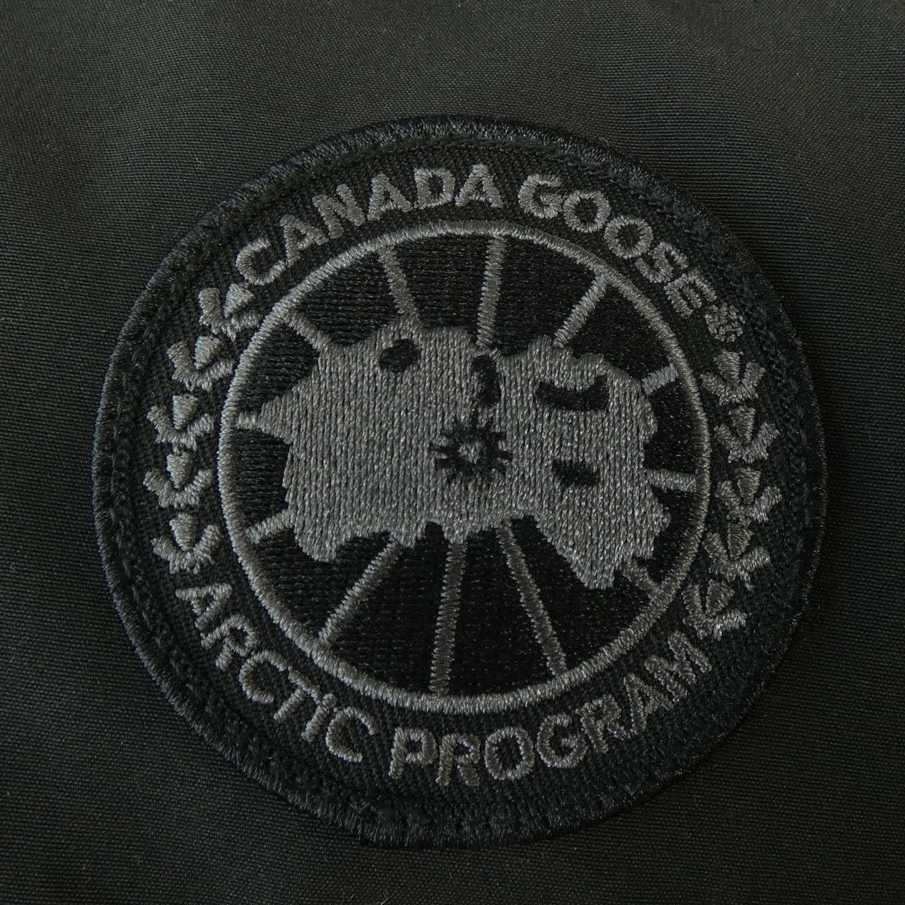 カナダグース CANADA GOOSE 2073MBA ダウンコート