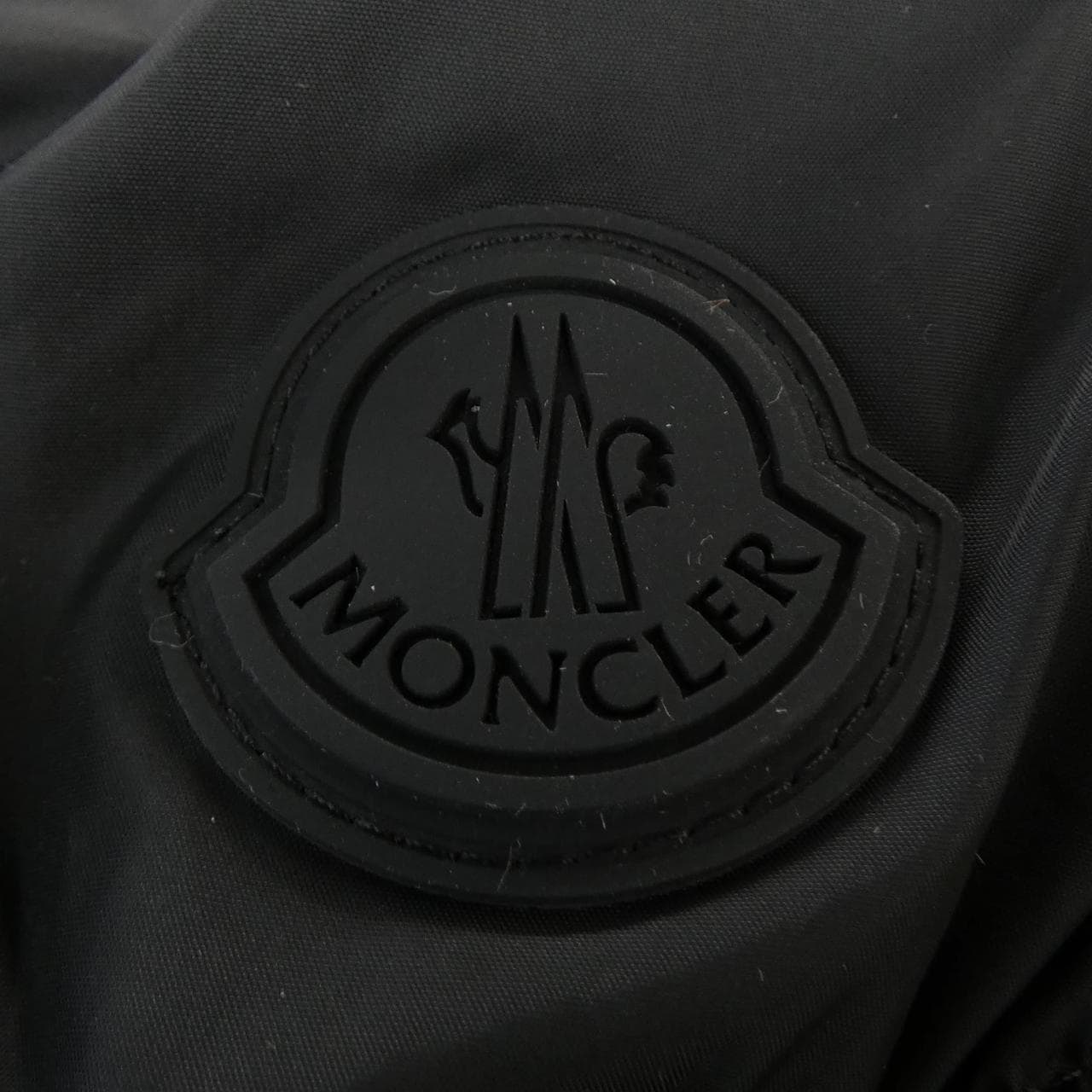 モンクレール MONCLER MONTCLA ダウンジャケット