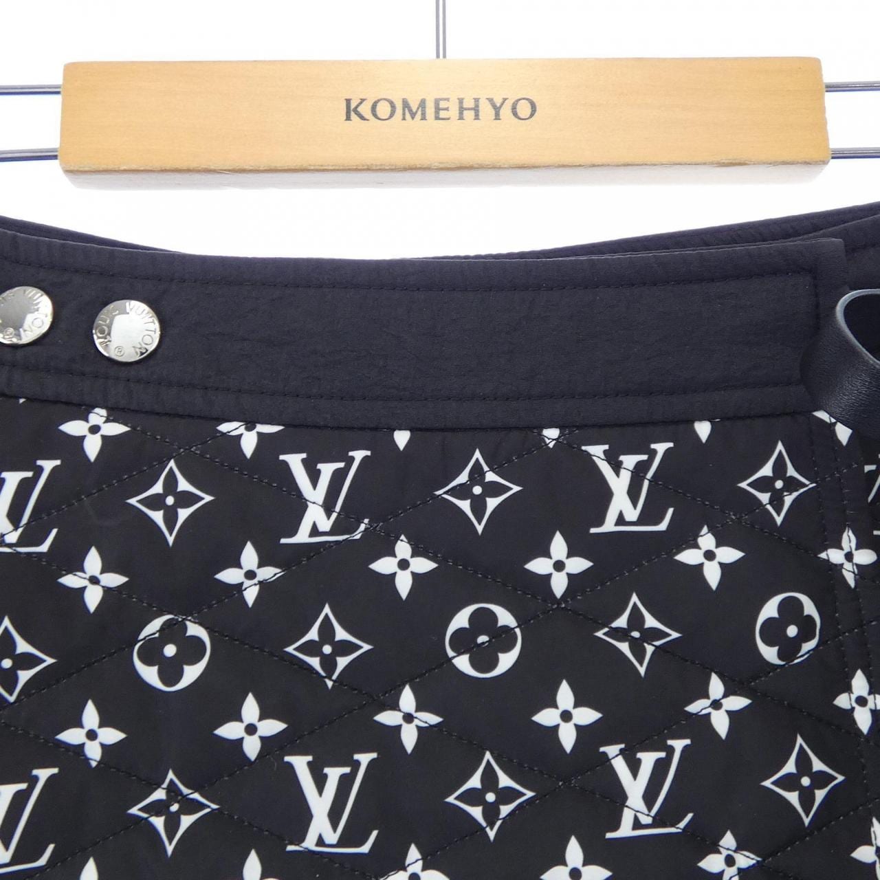 ルイヴィトン LOUIS VUITTON FKSK11YGP スカート