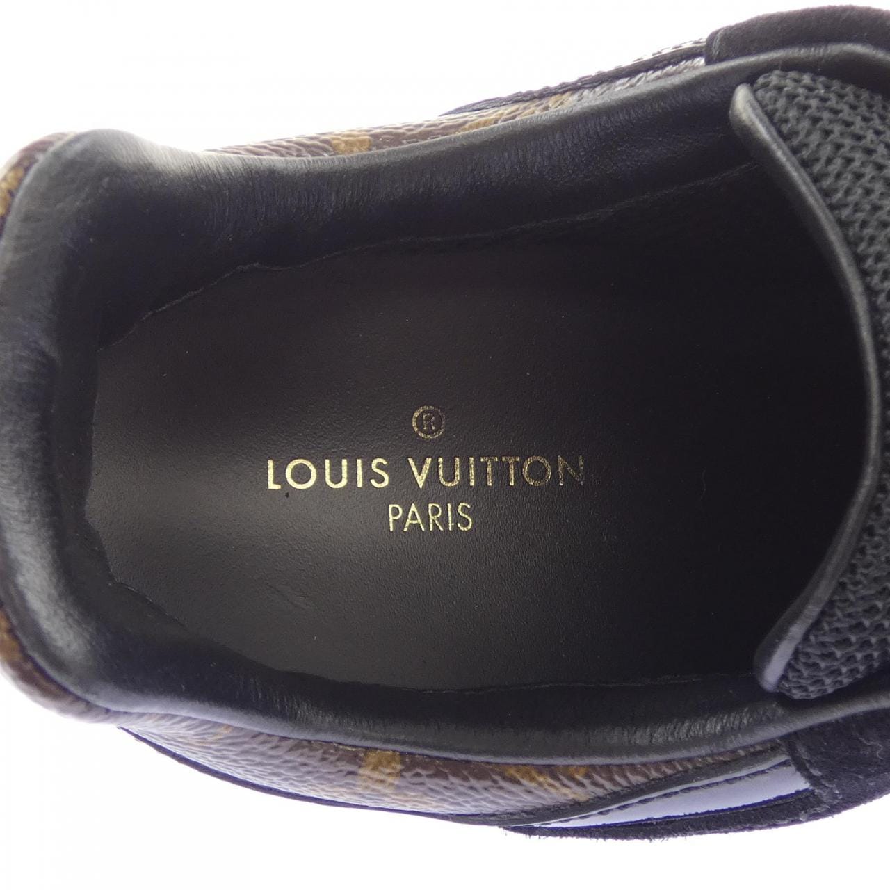 ルイヴィトン LOUIS VUITTON ランアウェイライン スニーカー