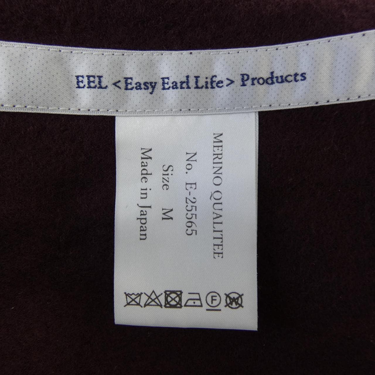 イール EEL トップス
