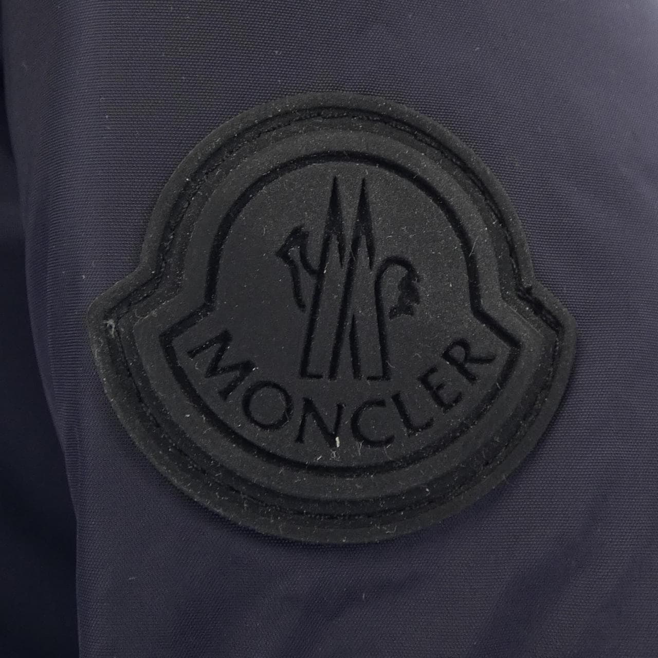 モンクレール MONCLER ダウンジャケット