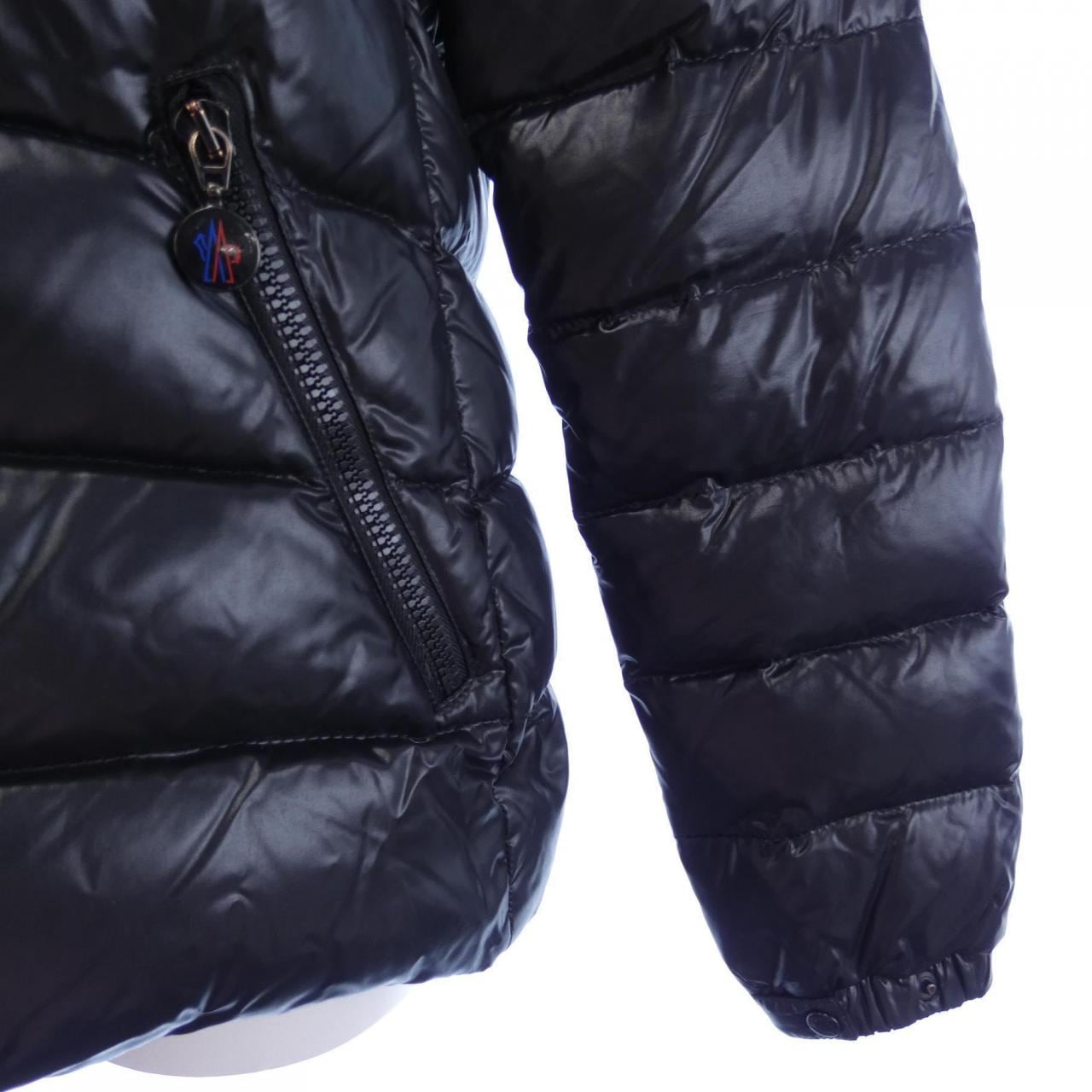 モンクレール MONCLER ダウンジャケット