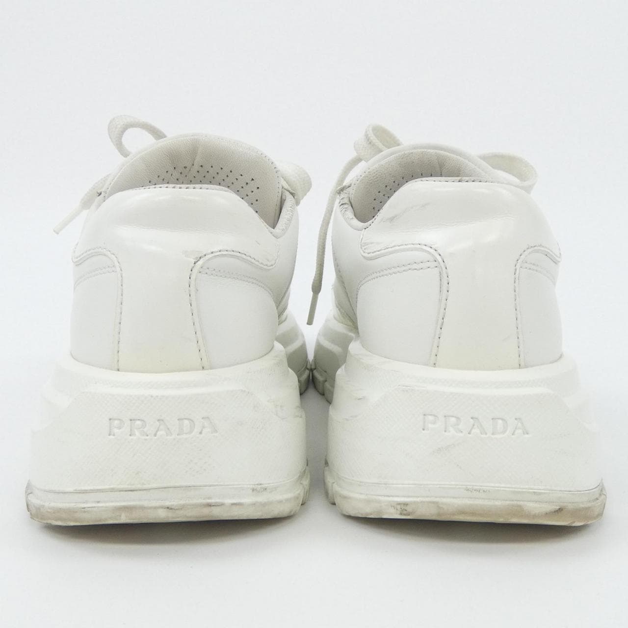 プラダ PRADA スニーカー