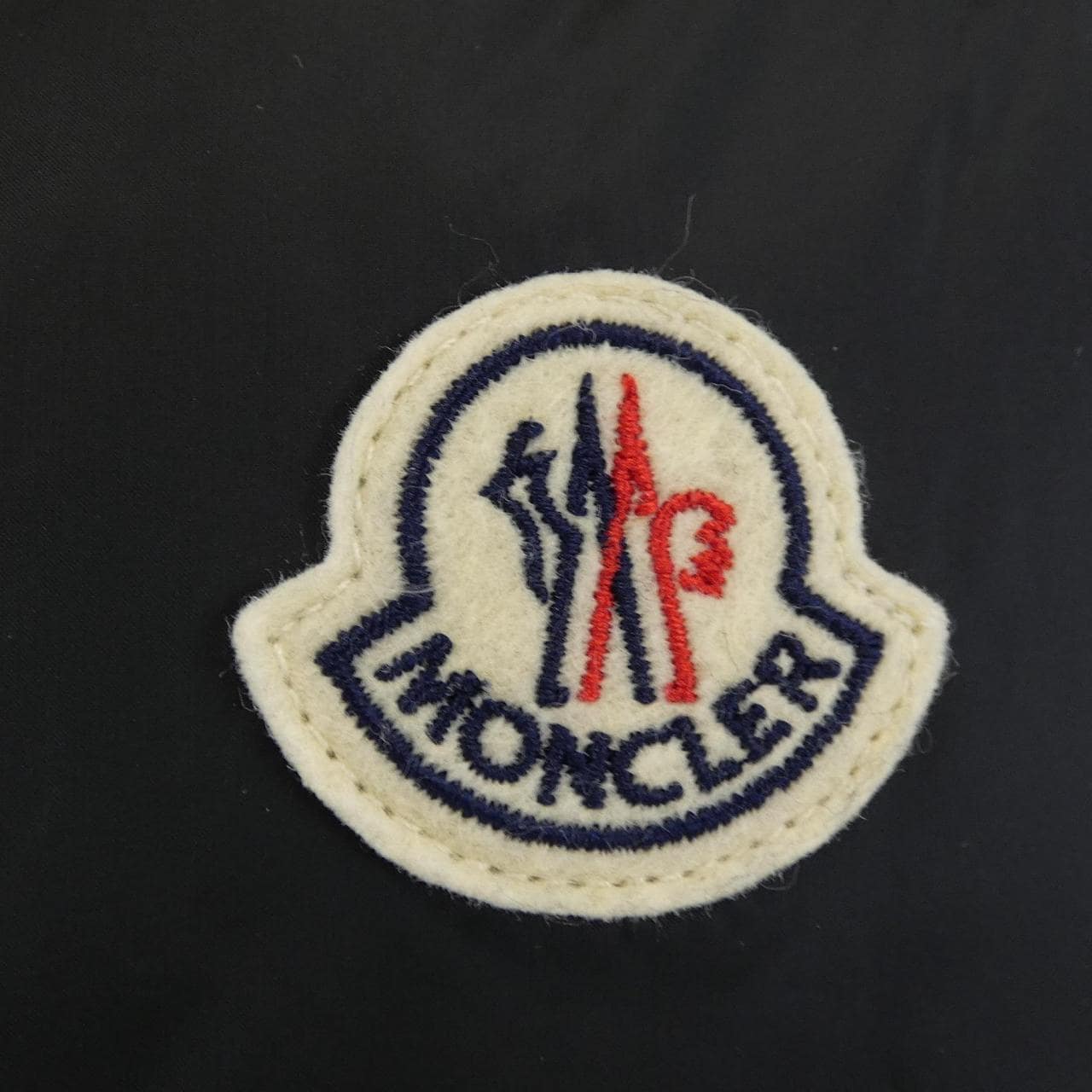 【新品】モンクレール MONCLER TUQUEROUYE ダウンベスト