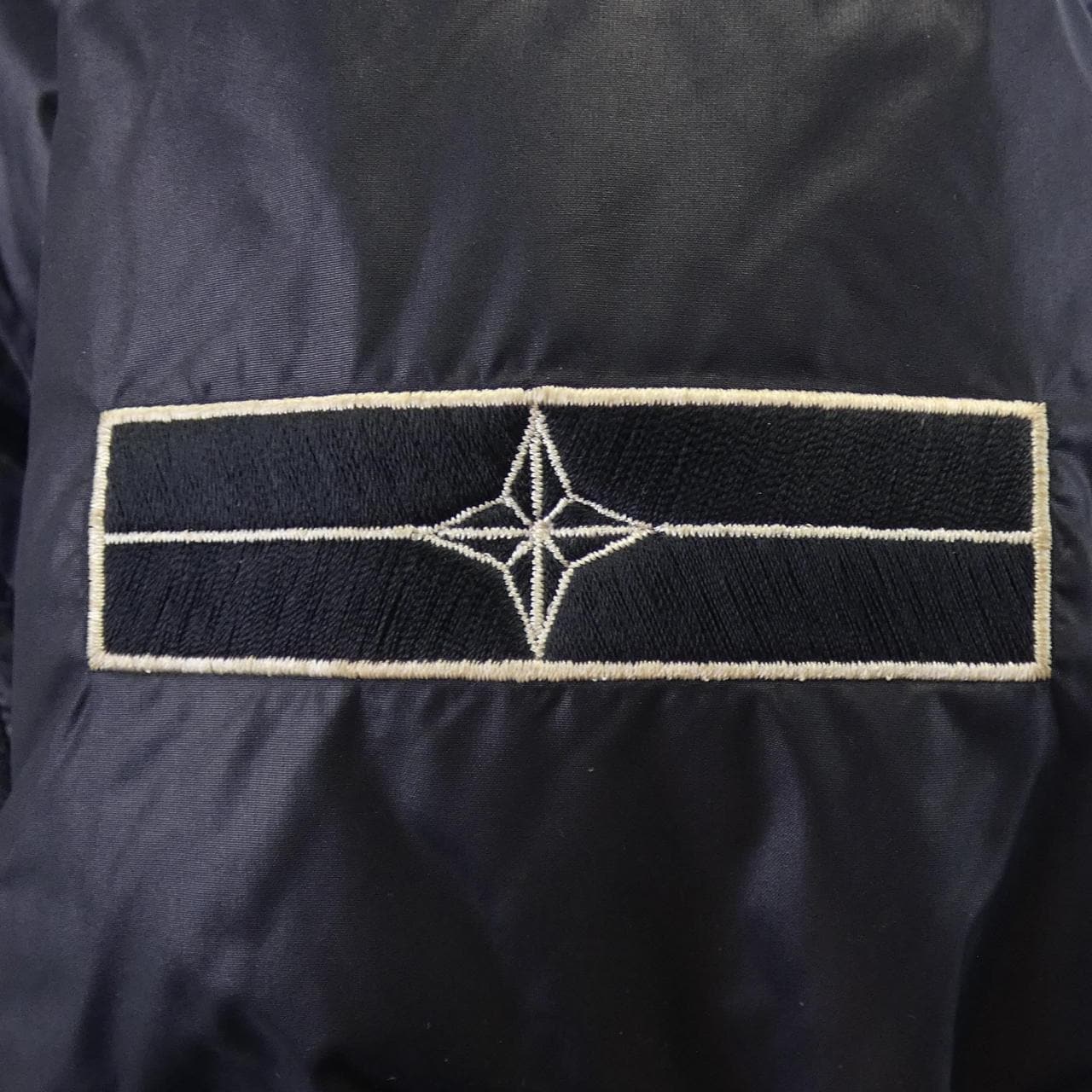 ストーンアイランド STONE ISLAND 47144010 ダウンコート