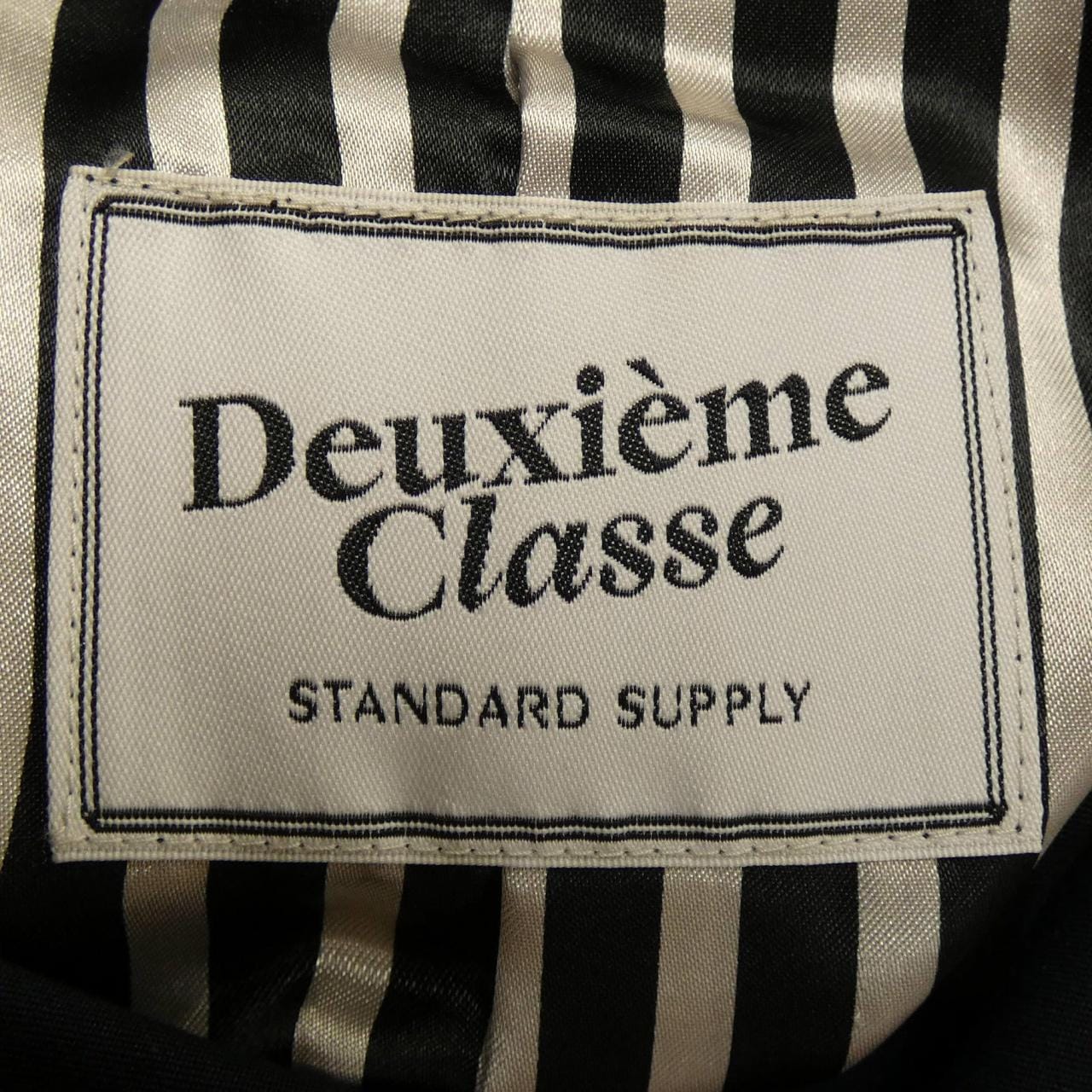 ドゥージエムクラス DEUXIEME CLASSE コート