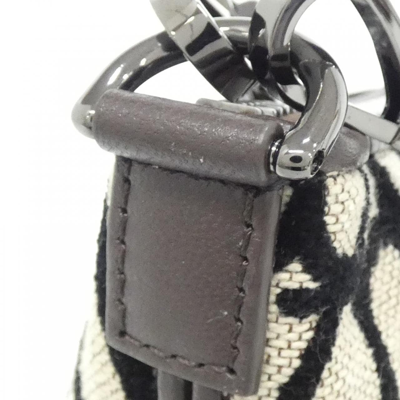 ヴァレンティノガラヴァーニ 3Y2B0C24JXD バッグ