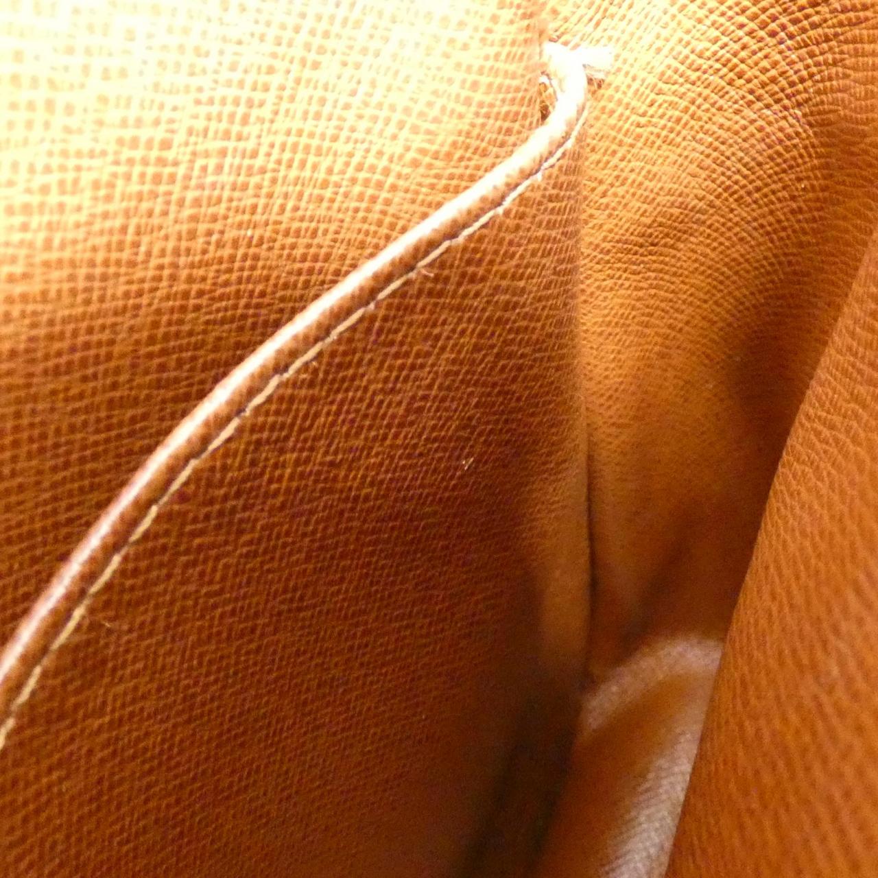 ルイヴィトン モノグラム アマゾン M45236 ショルダーバッグ