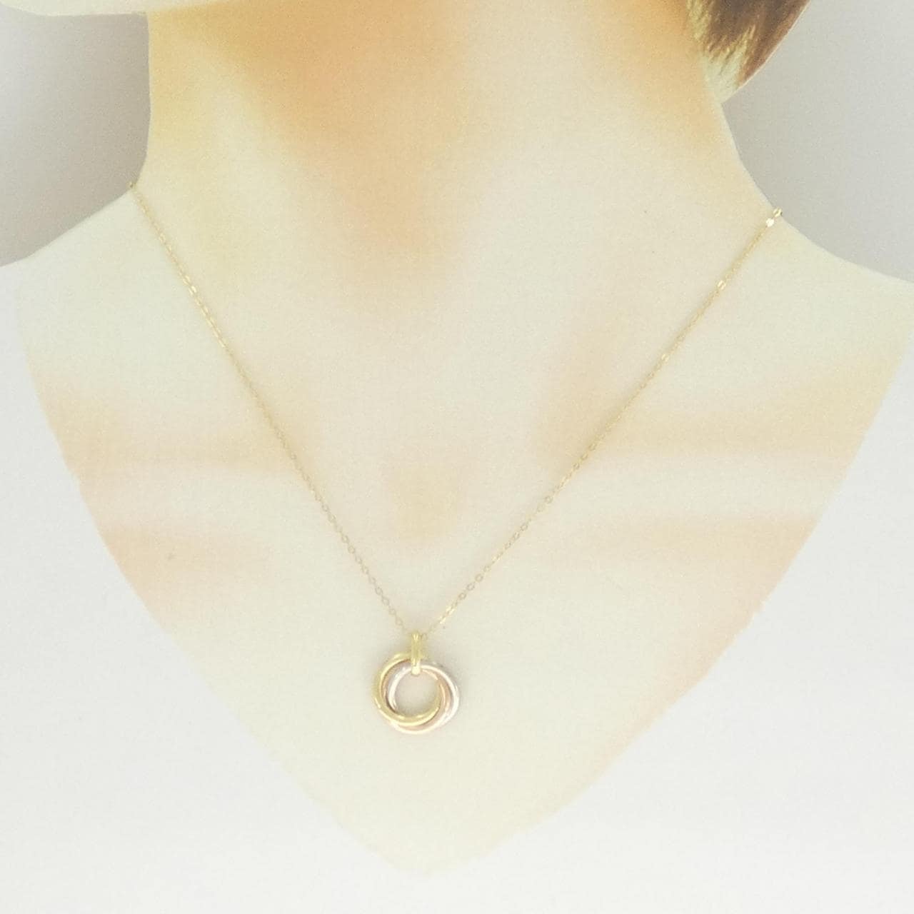 カルティエ トリニティ ネックレス