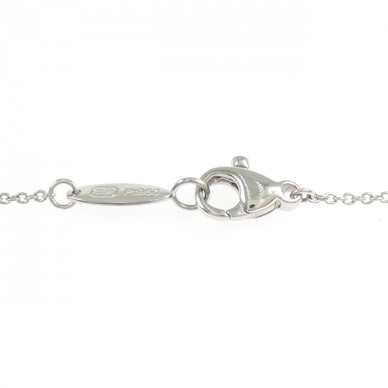 ハリーウィンストン リリークラスター ネックレス 0.15CT