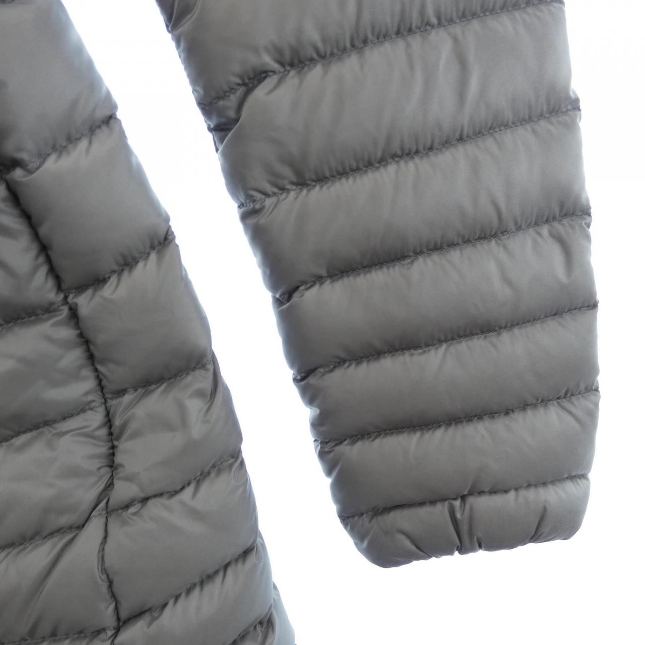 モンクレール MONCLER ダウンコート