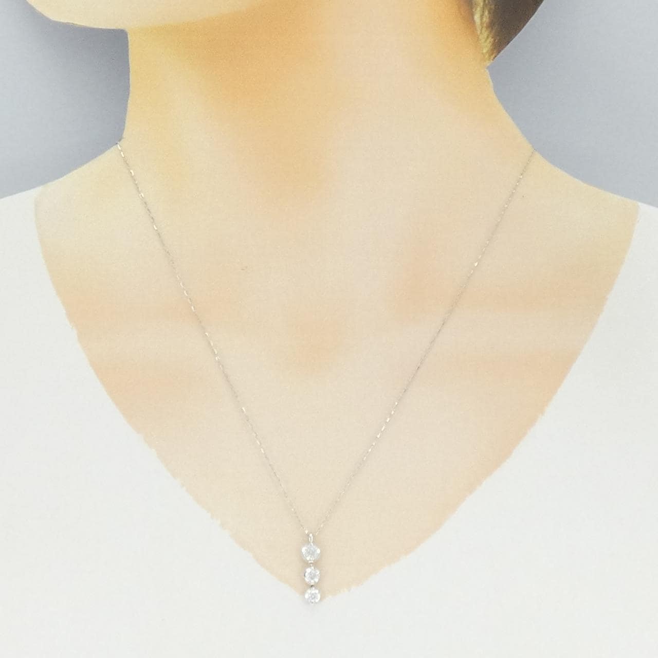 PT900/K18WG スリーストーン ダイヤモンド ネックレス 0.50CT