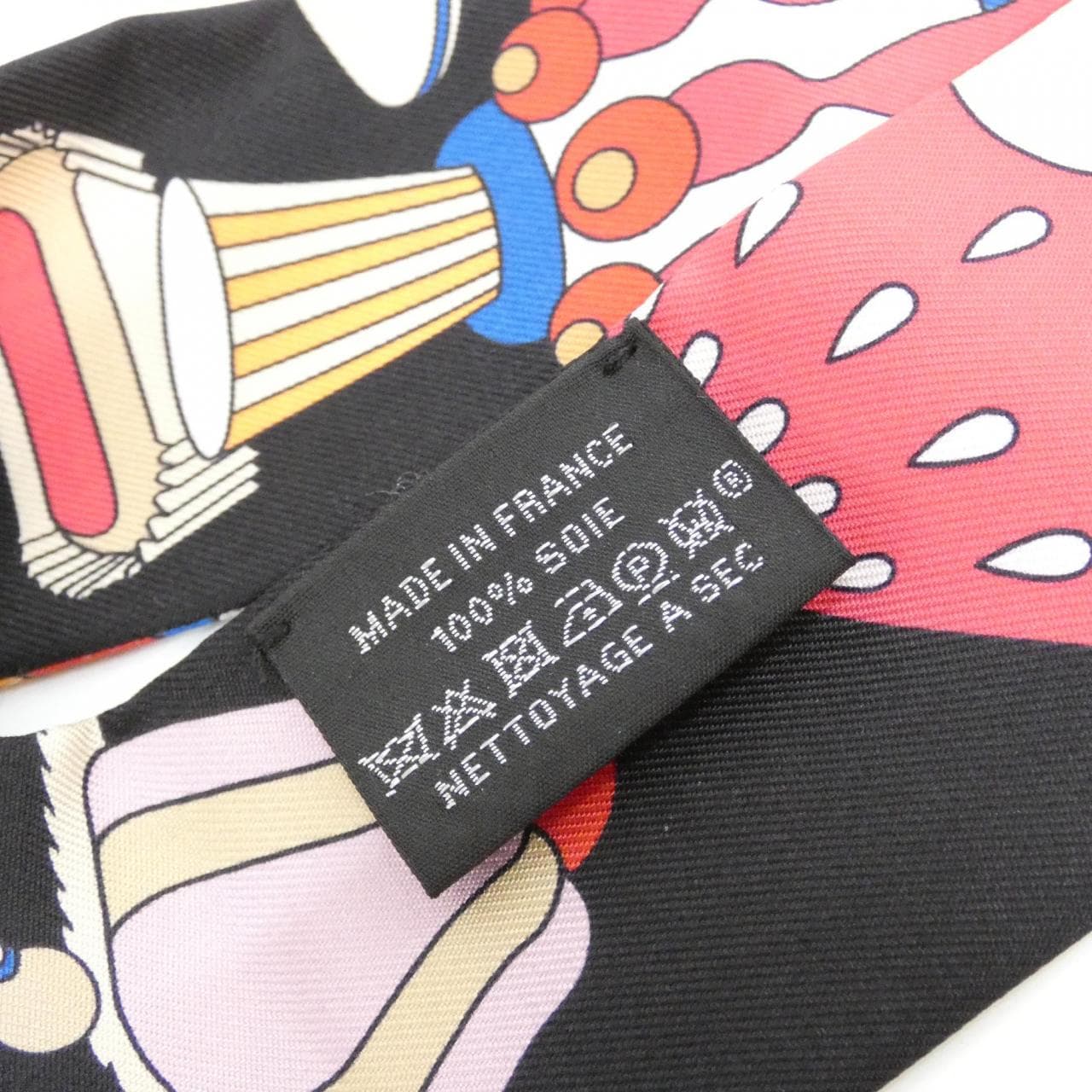 エルメス LA PATISSERIE FRANCAISE ツイリー チャーム 853336S スカーフ