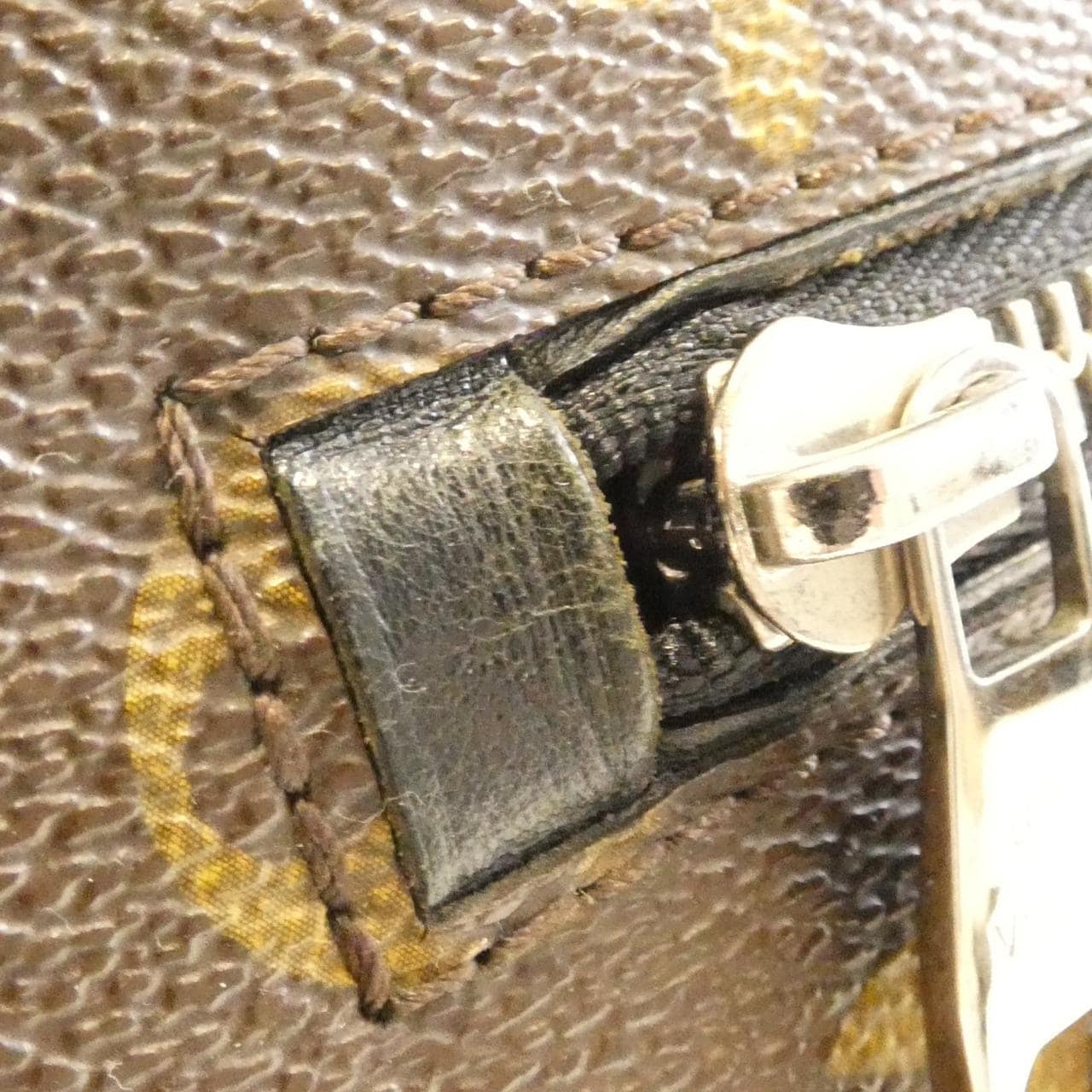 ルイヴィトン モノグラム マカサー パルク M40637 リュックサック