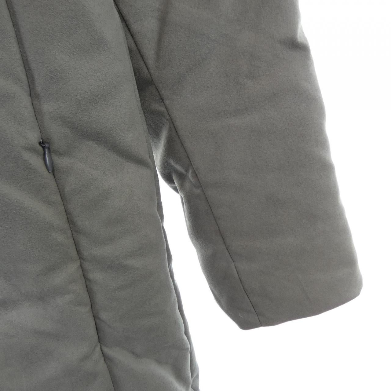 イッセイミヤケ ISSEY MIYAKE IM64FA503 ダウンジャケット