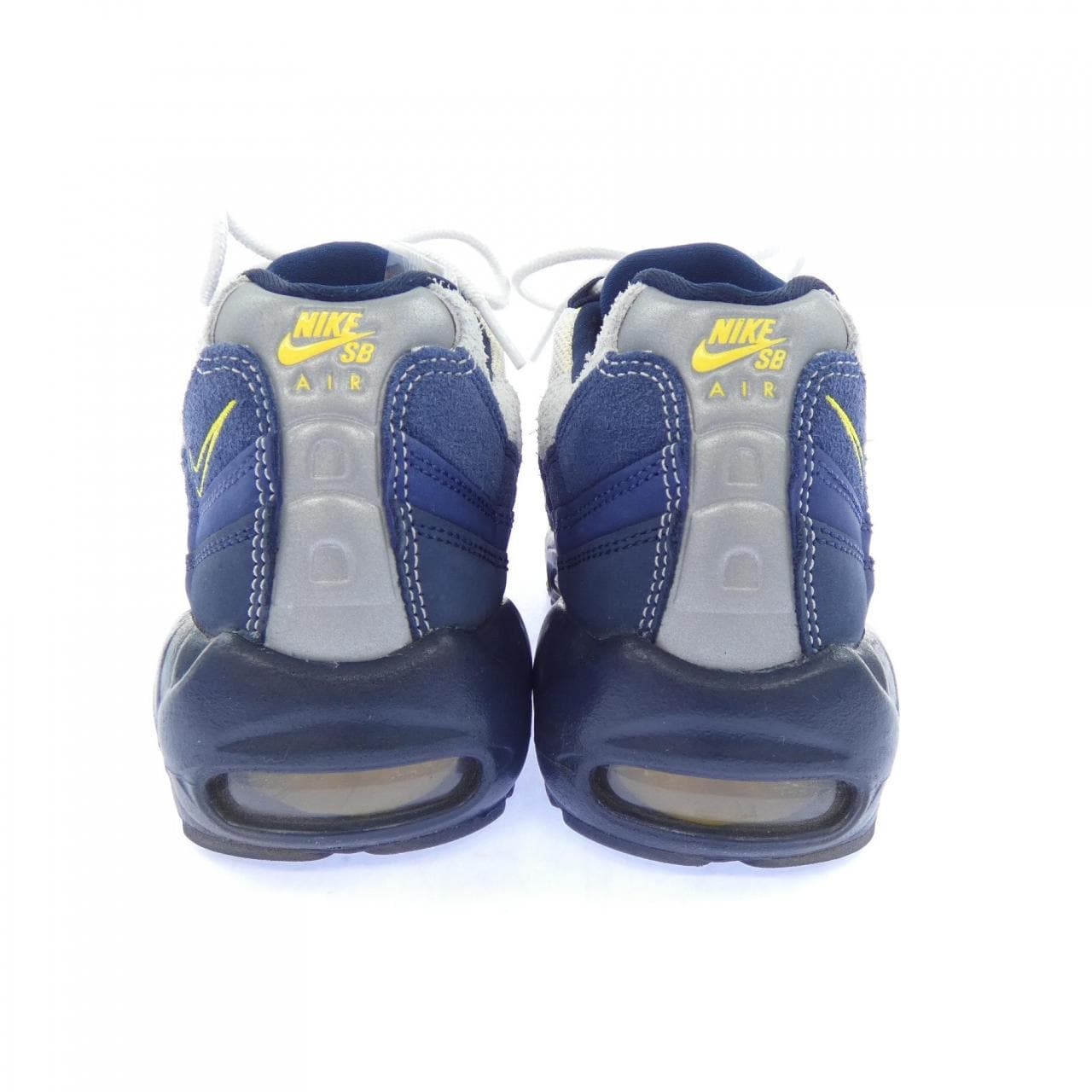 ナイキ NIKE HQ8492-400 スニーカー