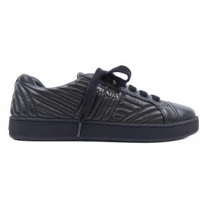 プラダ PRADA スニーカー