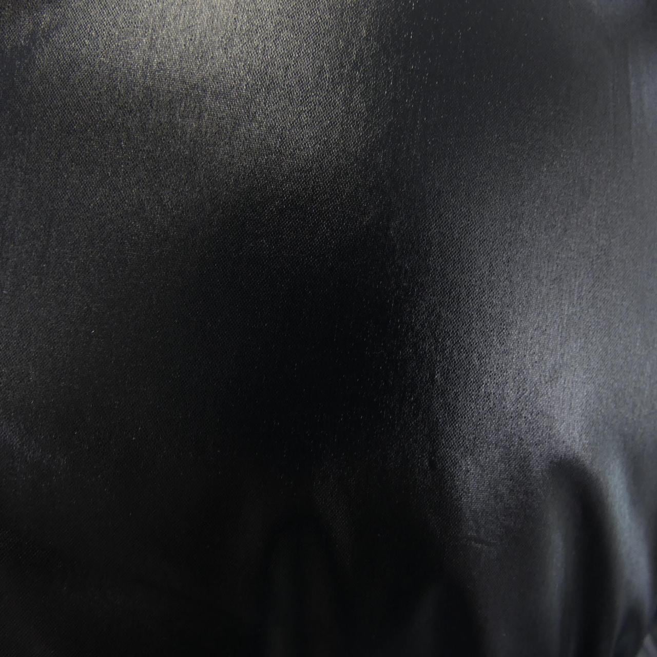 モンクレール MONCLER ダウンジャケット