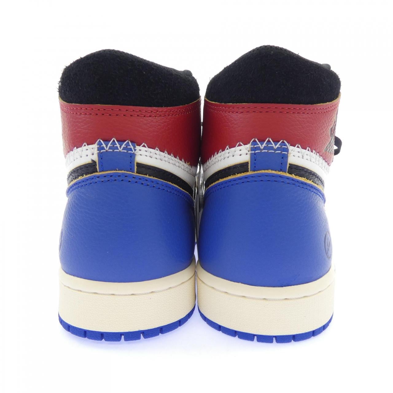 ナイキ NIKE IO7847-002 スニーカー