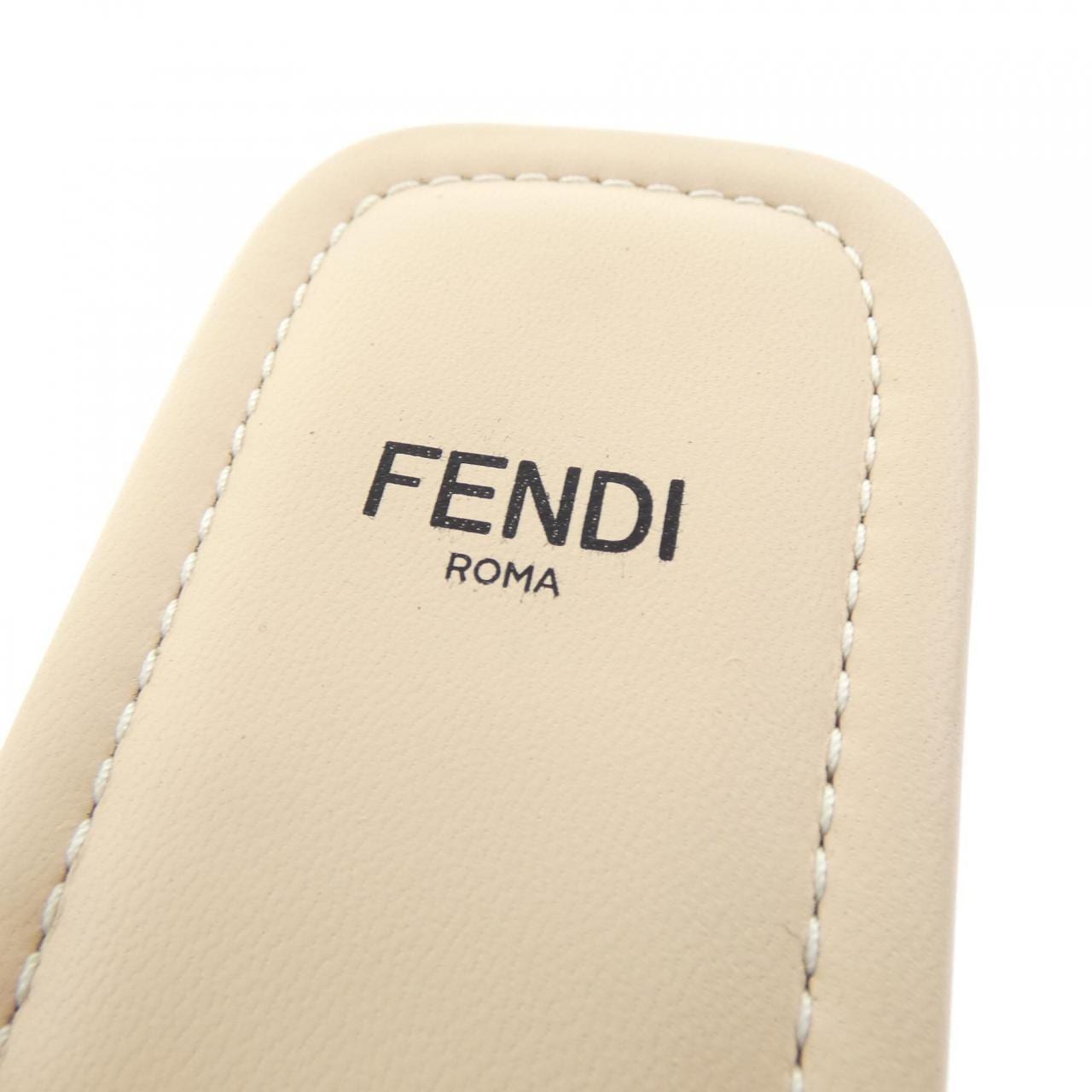 フェンディ FENDI サンダル