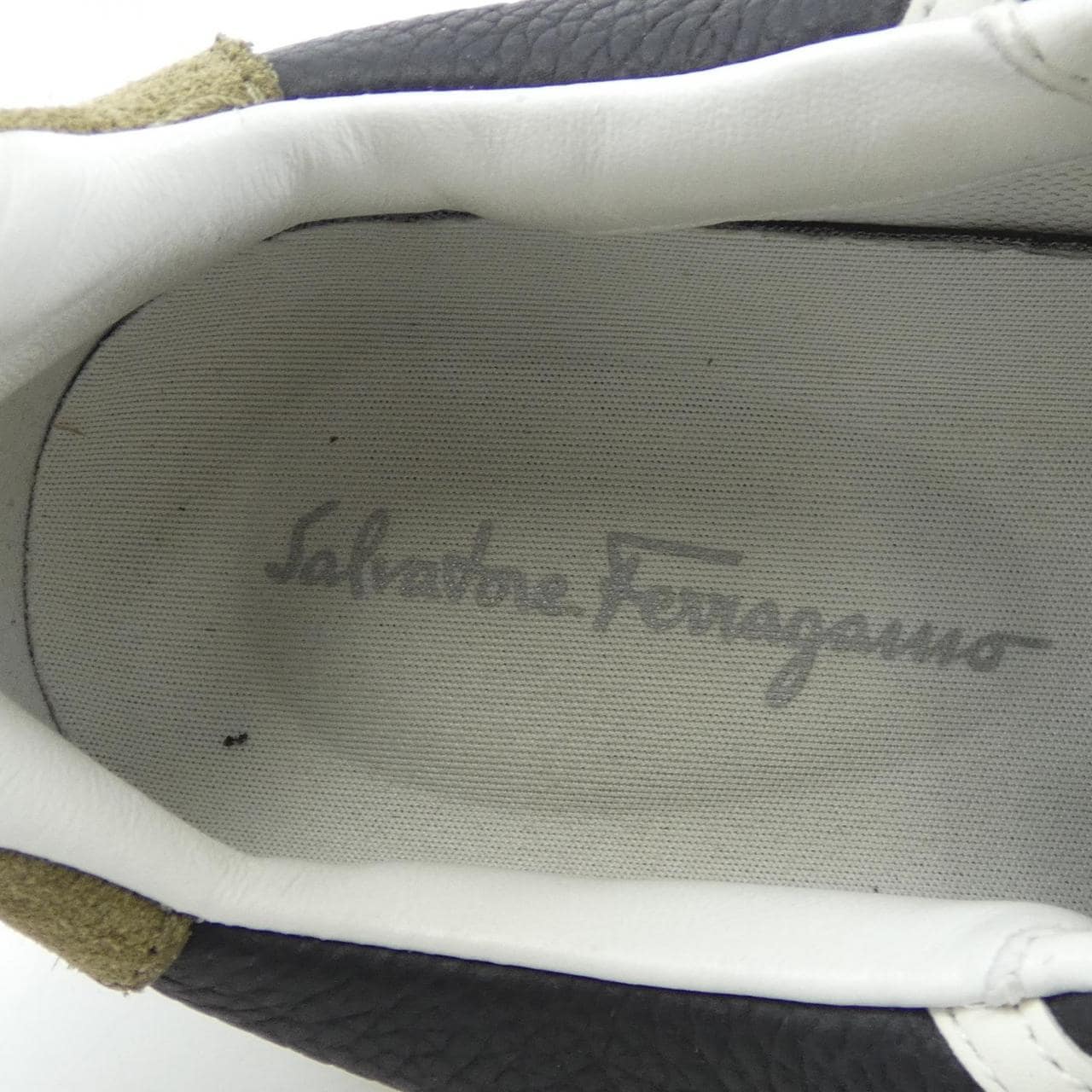 サルヴァトーレフェラガモ SALVATORE FERRAGAMO スニーカー