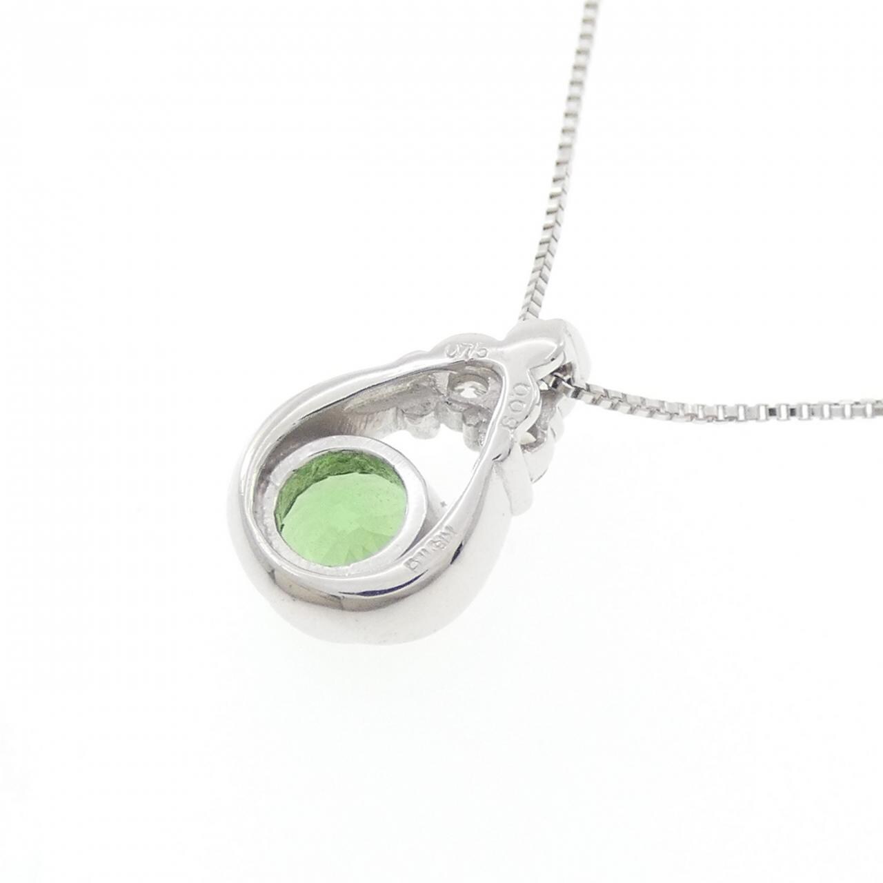K18WG グリーンガーネット ネックレス 0.75CT