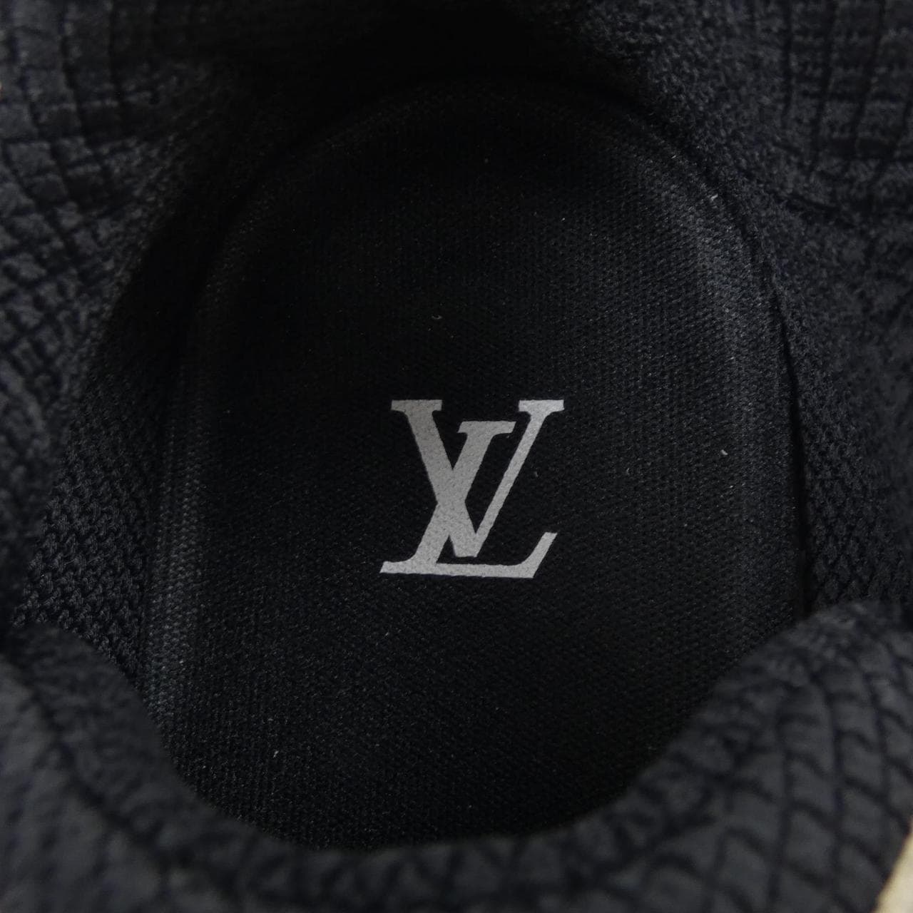 ルイヴィトン LOUIS VUITTON スニーカー