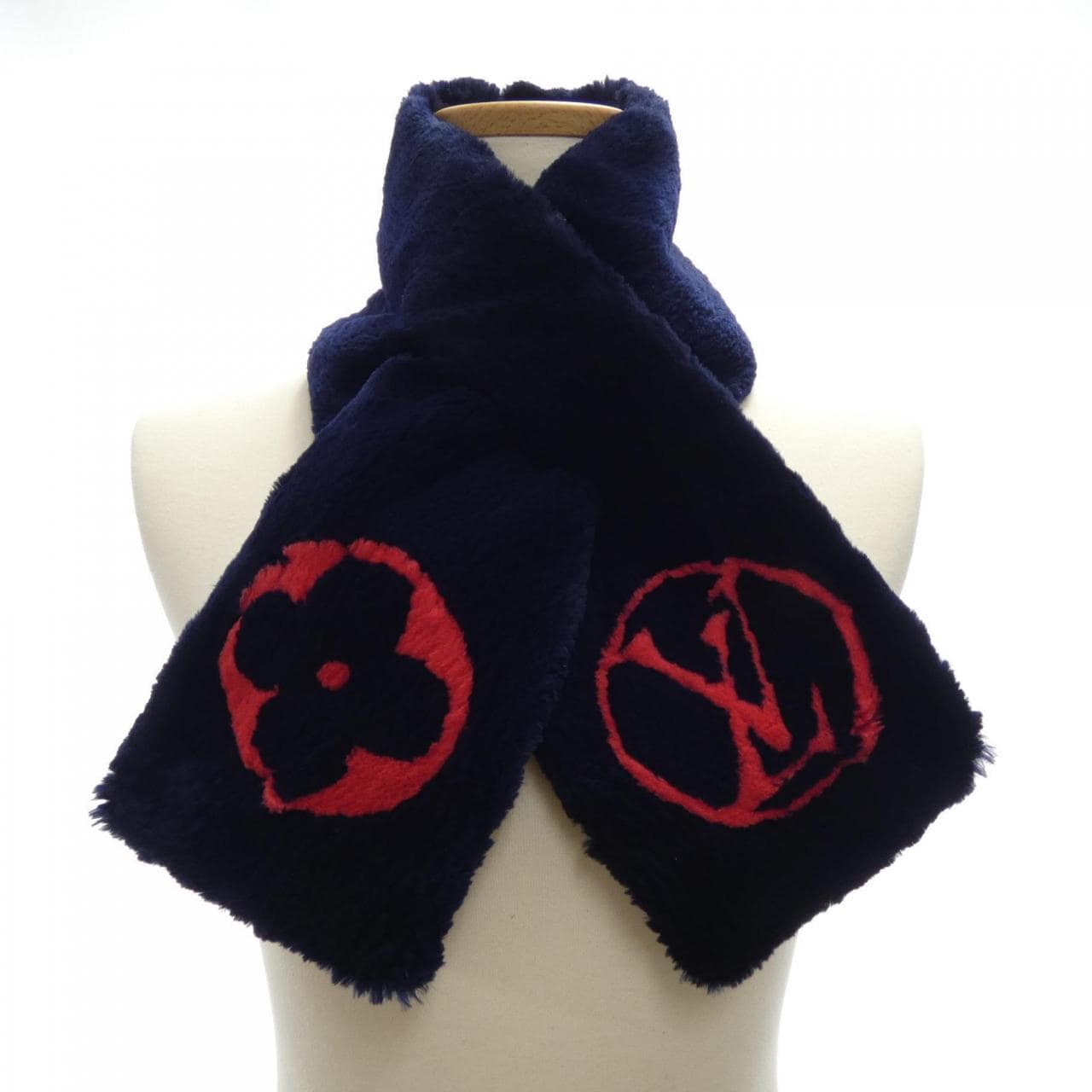 ルイヴィトン LOUIS VUITTON エシャルプ LVスタンプ M73024 MUFFLER