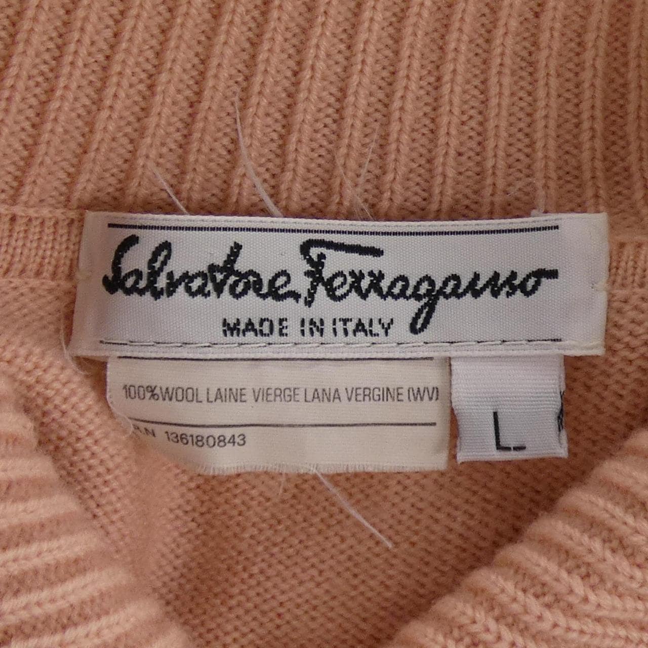 サルヴァトーレフェラガモ SALVATORE FERRAGAMO カーディガン