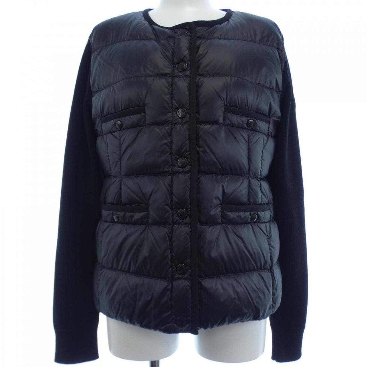 モンクレール MONCLER ダウンジャケット